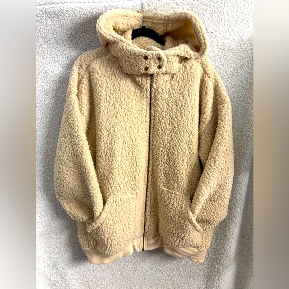 Women’s Sherpa zip up size 3X